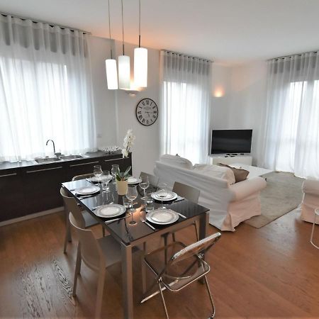 Apartment Corso Genova Apartment By Interhome 밀라노 외부 사진