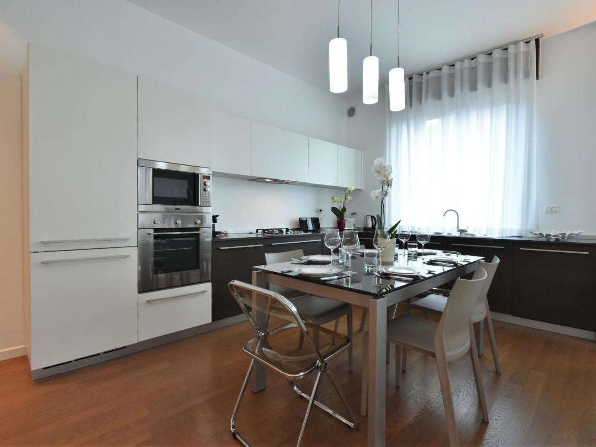 Apartment Corso Genova Apartment By Interhome 밀라노 외부 사진