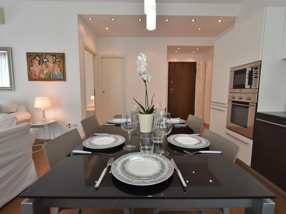 Apartment Corso Genova Apartment By Interhome 밀라노 외부 사진