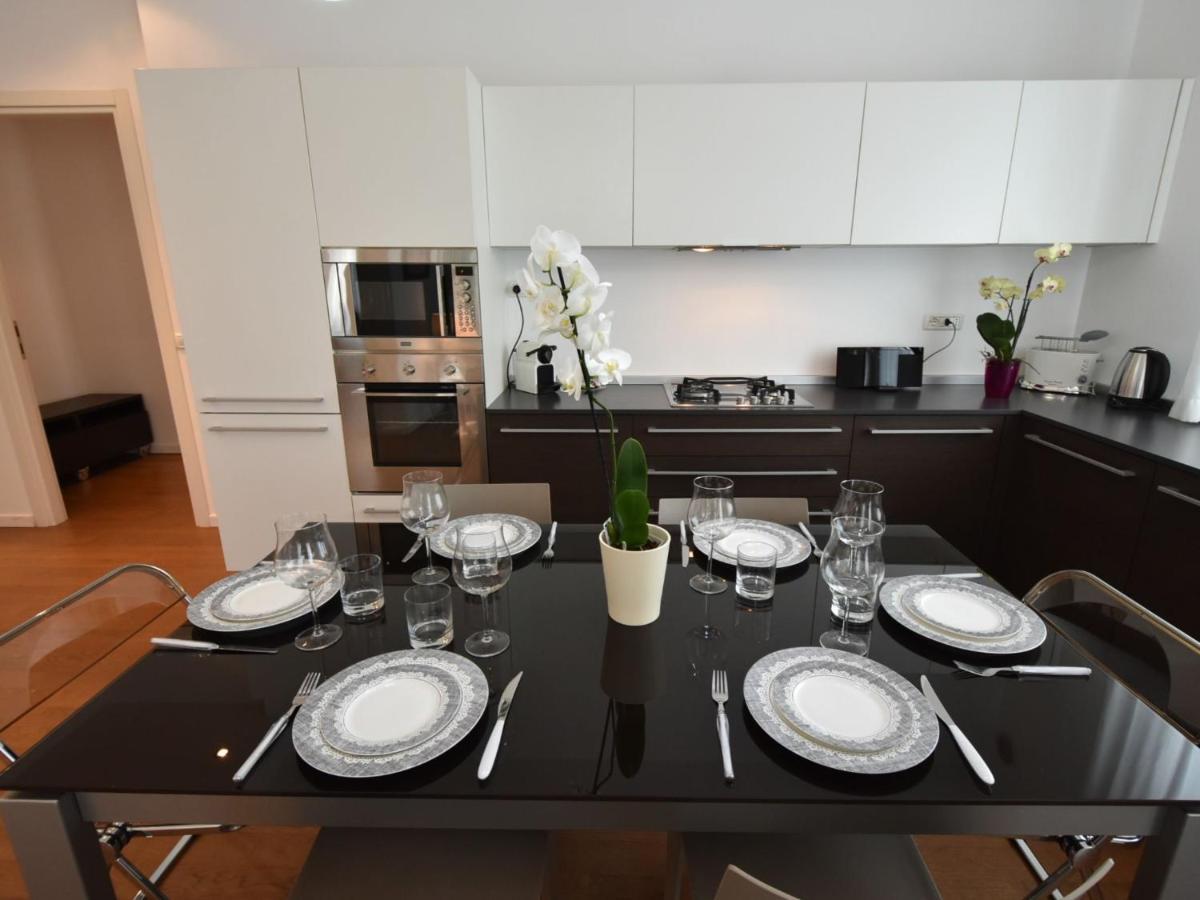 Apartment Corso Genova Apartment By Interhome 밀라노 외부 사진