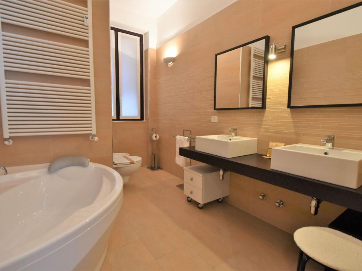 Apartment Corso Genova Apartment By Interhome 밀라노 외부 사진